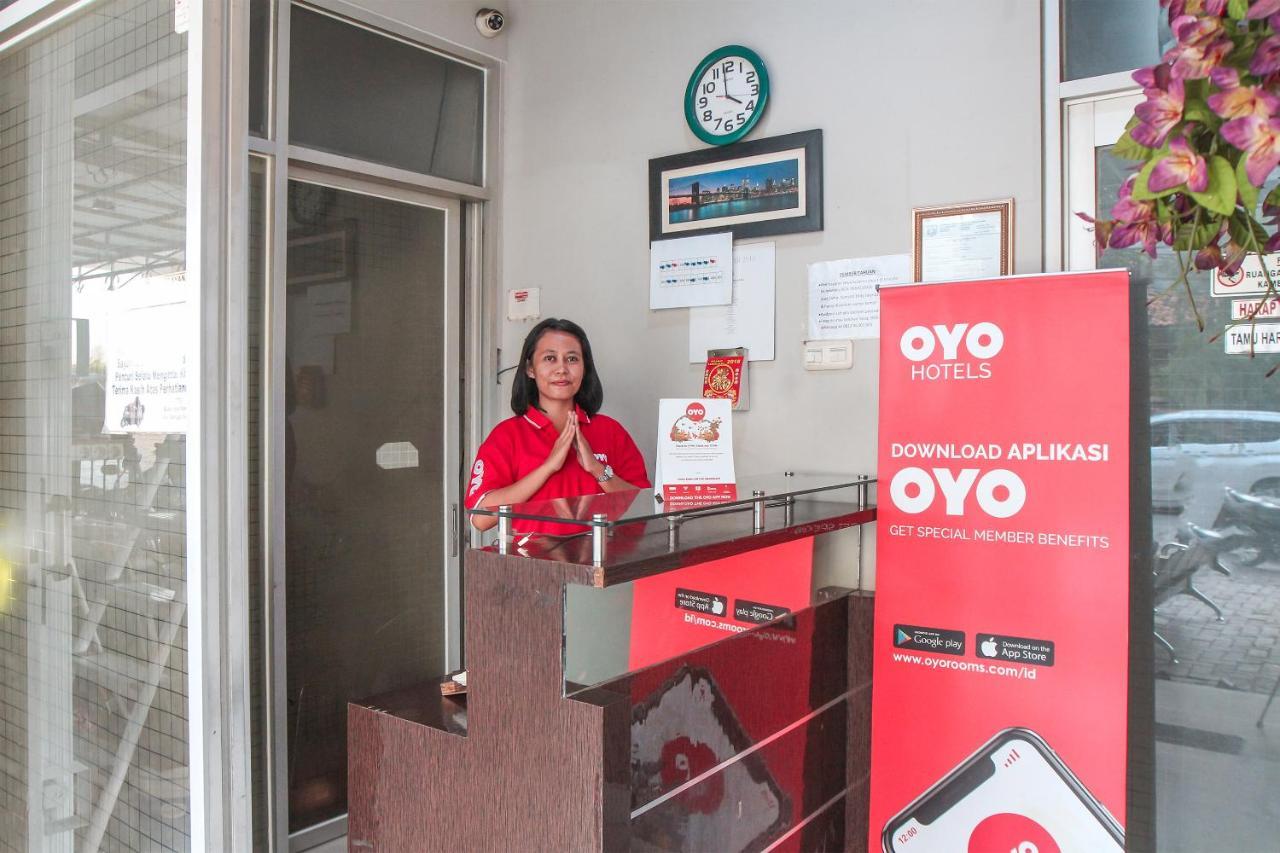 ג'קרטה Oyo 383 Env Residence מראה חיצוני תמונה