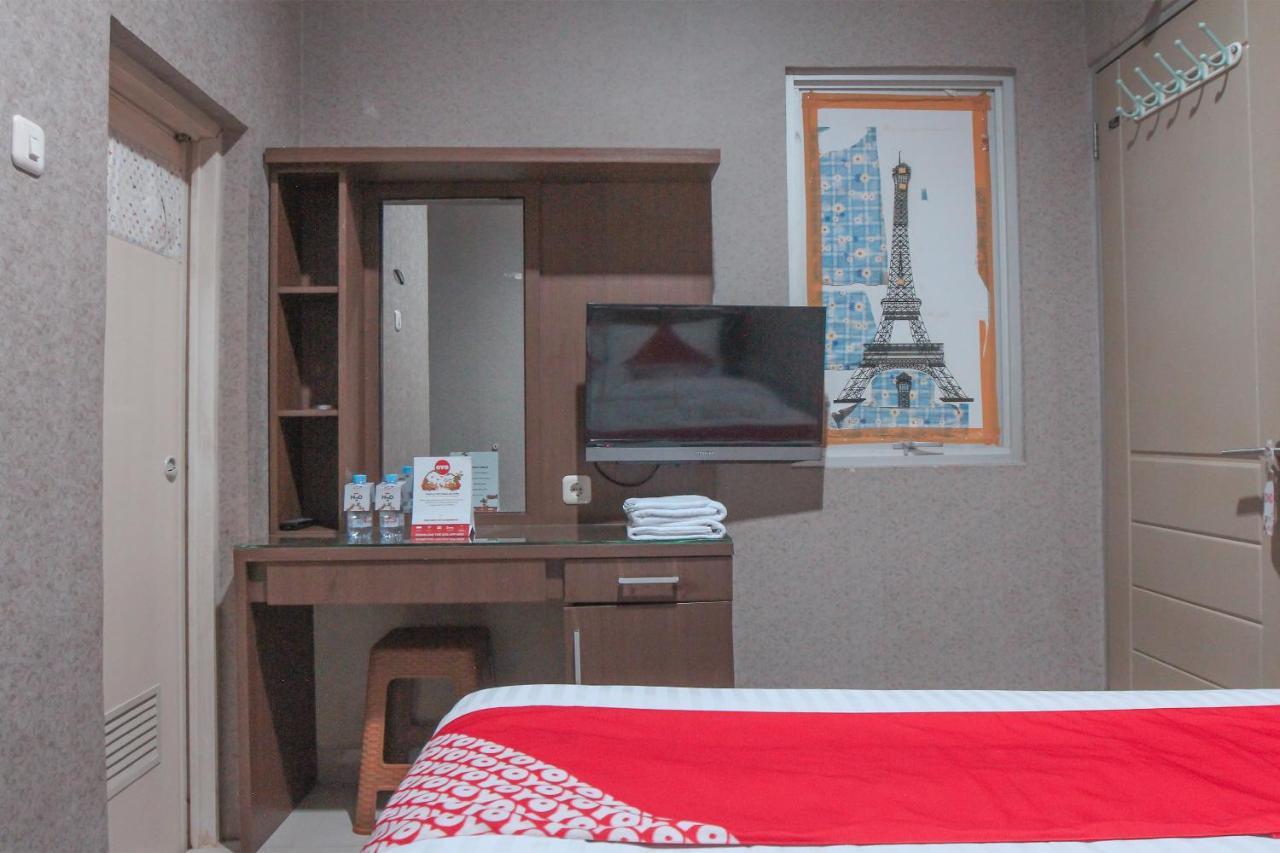 ג'קרטה Oyo 383 Env Residence מראה חיצוני תמונה