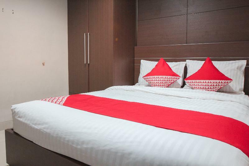 ג'קרטה Oyo 383 Env Residence מראה חיצוני תמונה