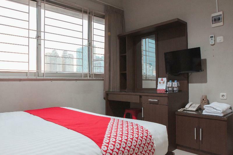 ג'קרטה Oyo 383 Env Residence מראה חיצוני תמונה